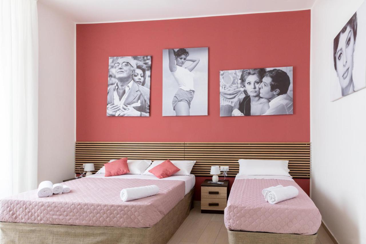 The Heart Guest House Napels Buitenkant foto